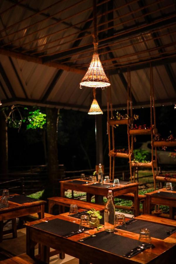 Golden Fern Resort Kanthalloor Εξωτερικό φωτογραφία